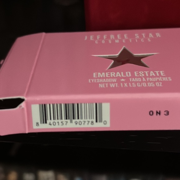 ♥️ 3/$12 Jeffree Star eyeshadow single in Emerald Estate - Picture 4 of 4